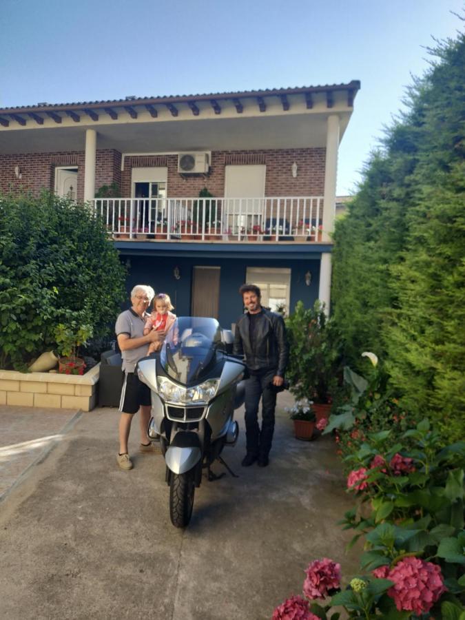 Pension Jauja Alesanco المظهر الخارجي الصورة
